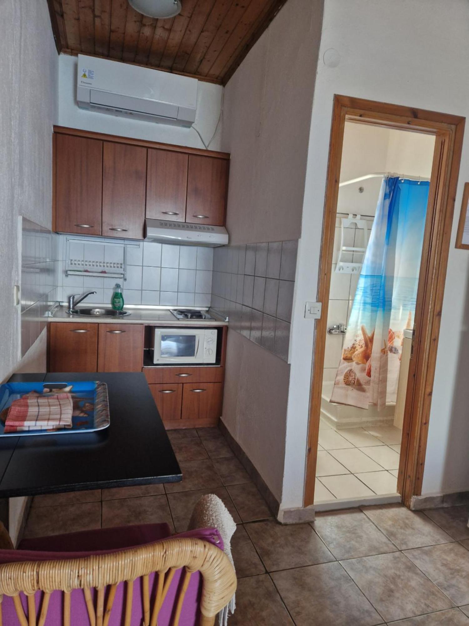 Apartment Fatiras Studios