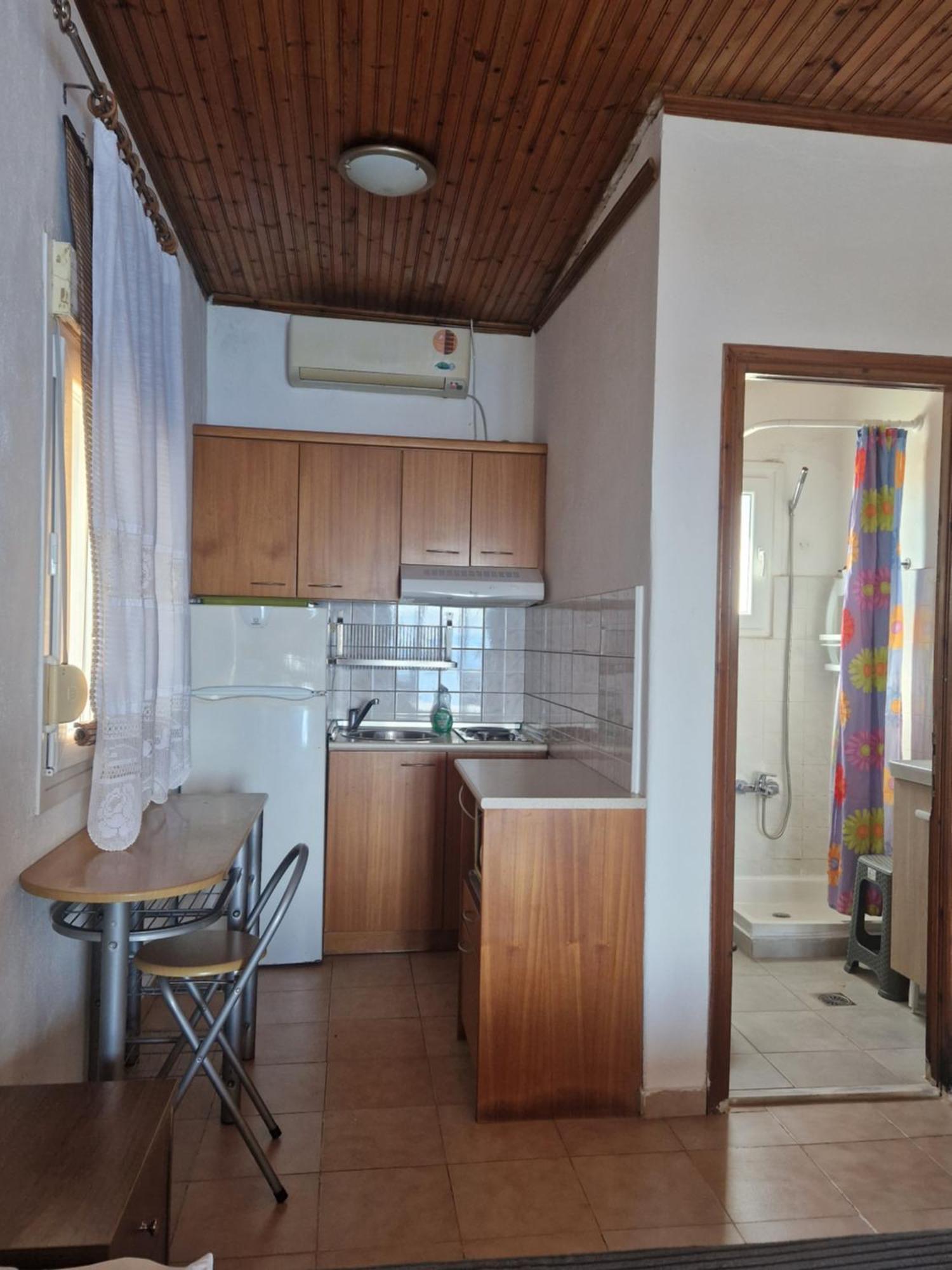 Fatiras Studios Apartment Kassiopi