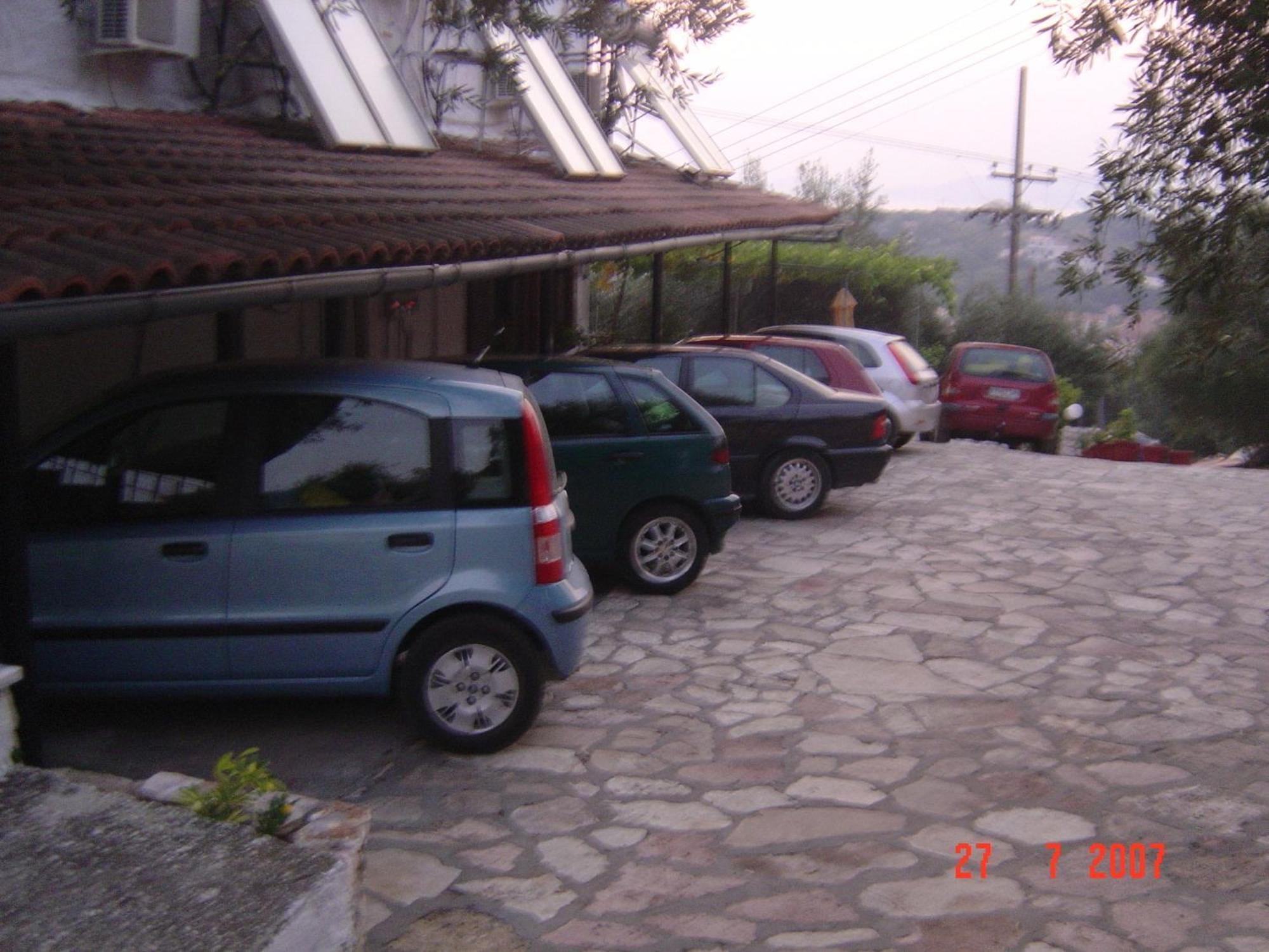 Fatiras Studios *